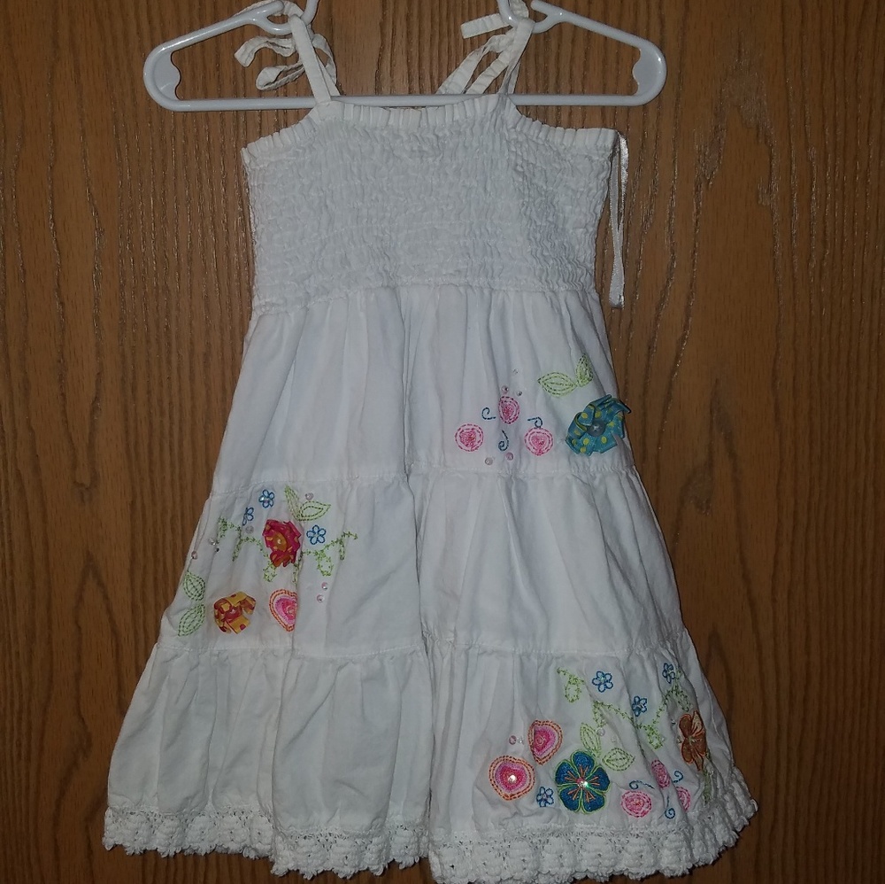 2T Floral and Springy dress